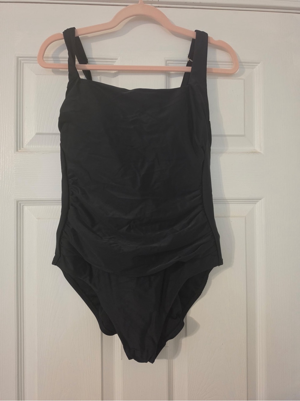 Shade and Shore size L Black One-Piece Swimsuit